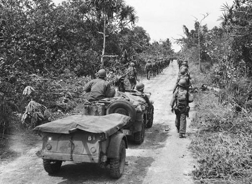 Історичне фото Bantam T3