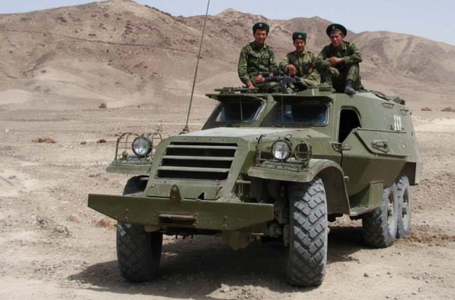 Історичне фото БТР-152