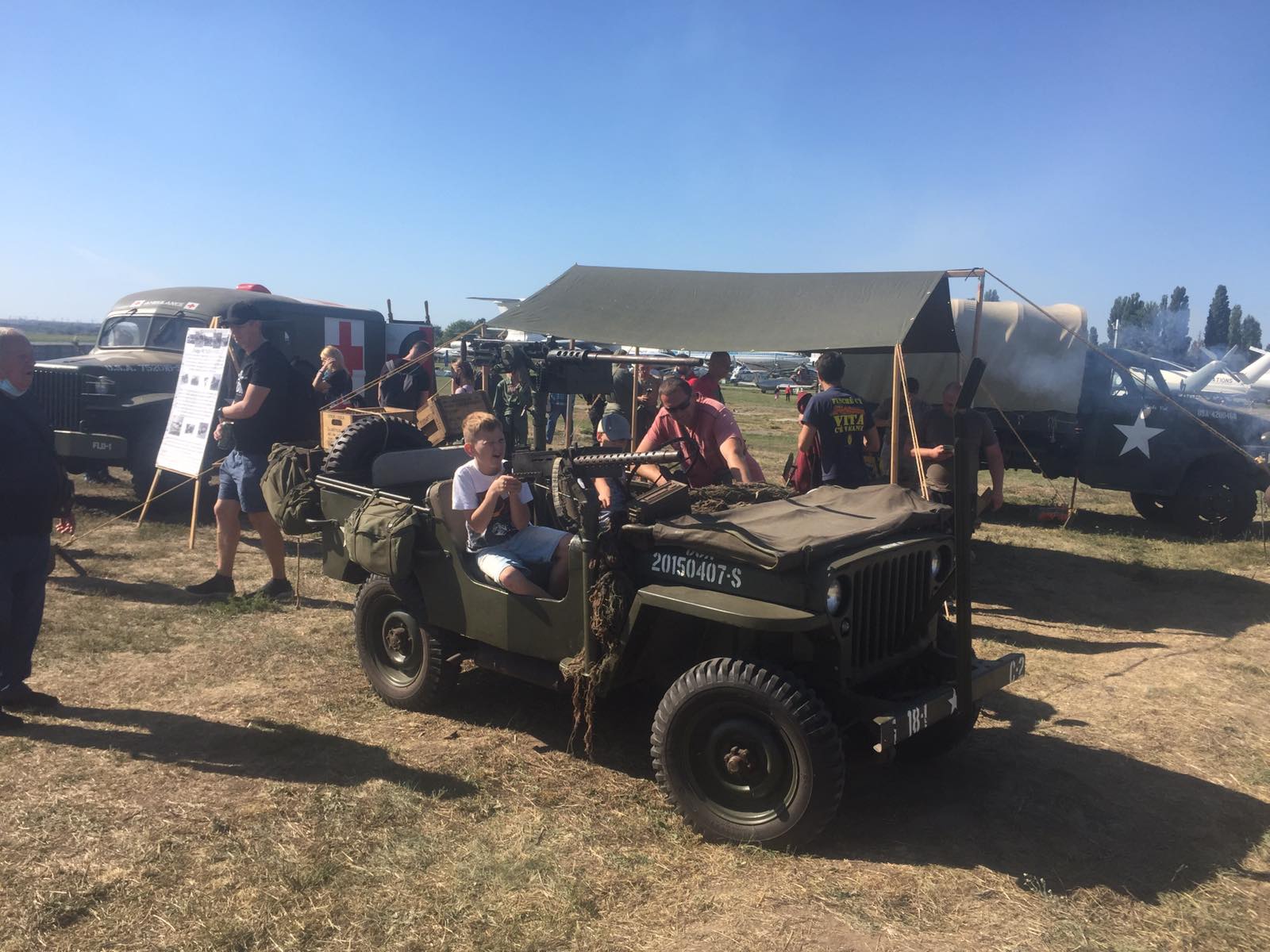 Виставка Old Car Land