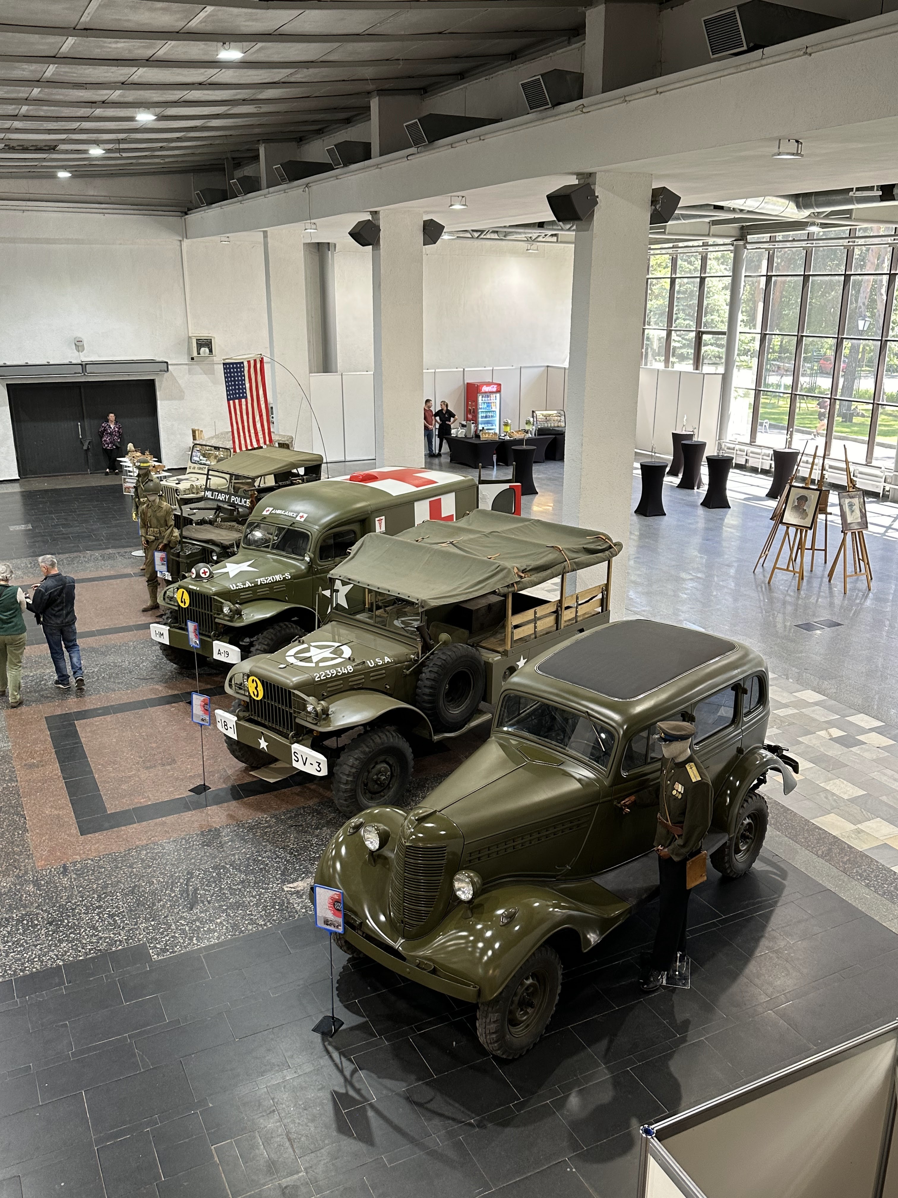 Зірки Old Car Land