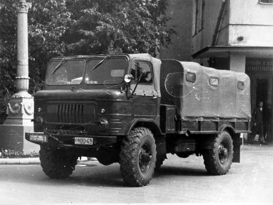 Історичне фото ГАЗ-66-12