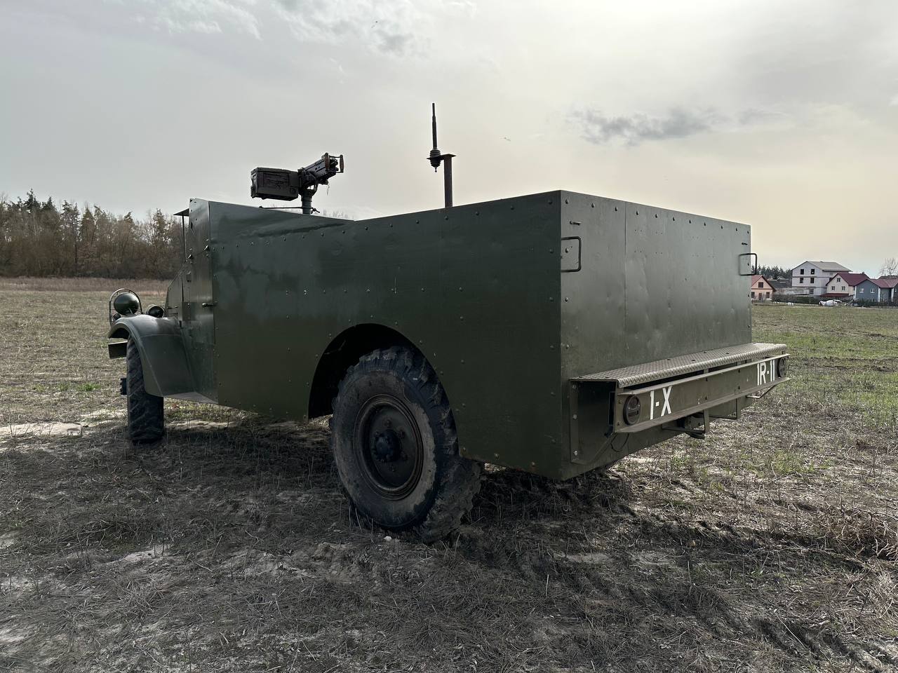 M3 Scout Car фото 3