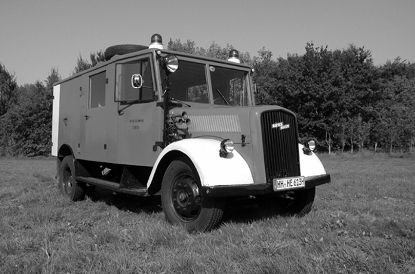 Історичне фото Opel Blitz