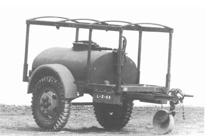 Історичне фото Water Buffalo G-527