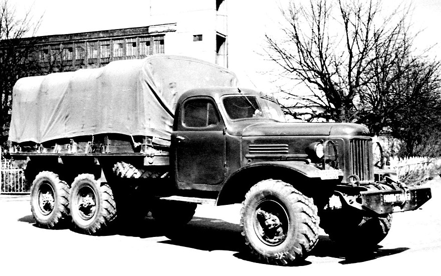 Історичне фото ЗІЛ-157